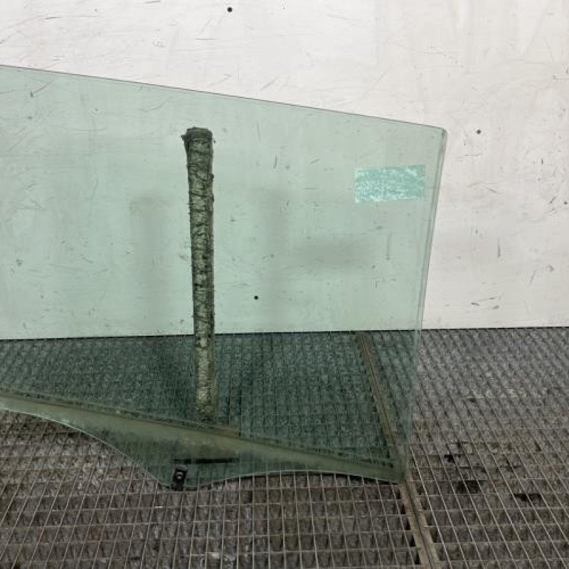 Vitre arriere gauche CITROEN C4 GRAND PICASSO 1 Photo n°4