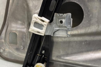 Leve vitre electrique avant gauche MERCEDES CLASSE C 204