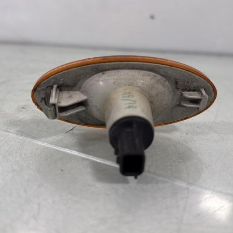 Repetiteur clignotant avant droit  (Feux) RENAULT MASTER 3 Photo n°2