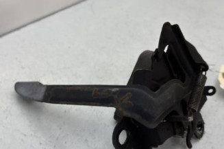 Fermeture de capot TOYOTA YARIS 3