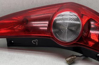 Feu arriere principal droit (feux) OPEL AGILA B Photo n°1