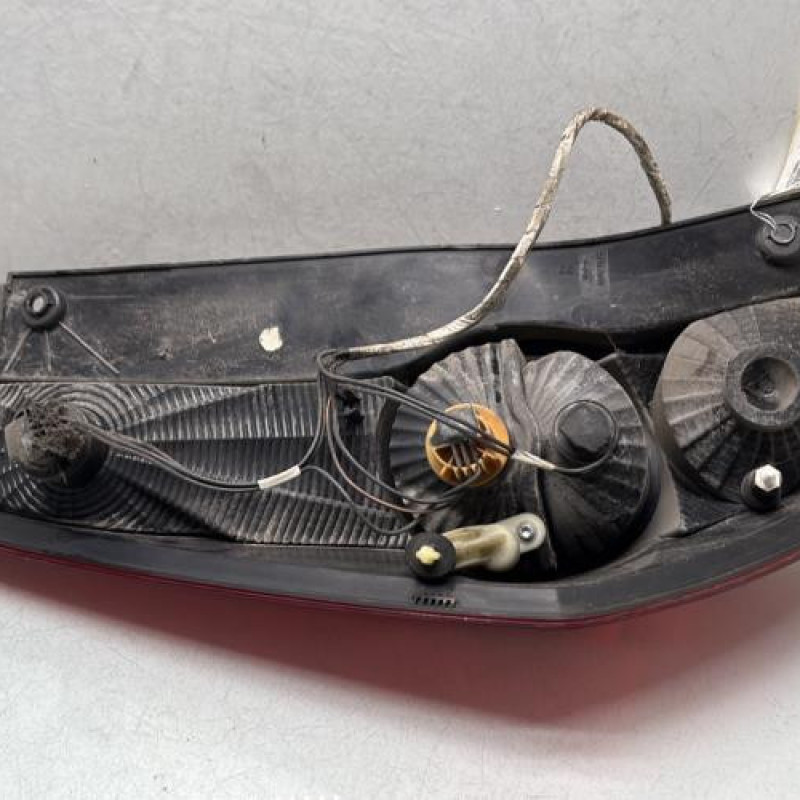 Feu arriere principal droit (feux) OPEL AGILA B Photo n°2