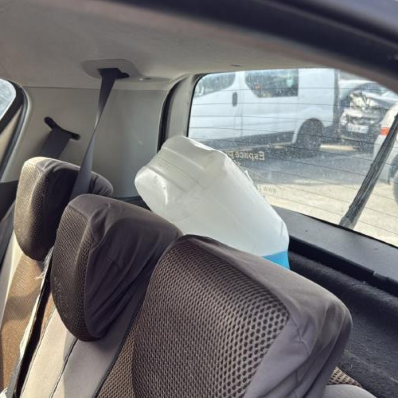 Feu arriere principal droit (feux) OPEL AGILA B Photo n°18