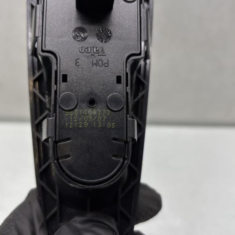 Interrupteur de leve vitre avant gauche CITROEN C4 1 Photo n°4