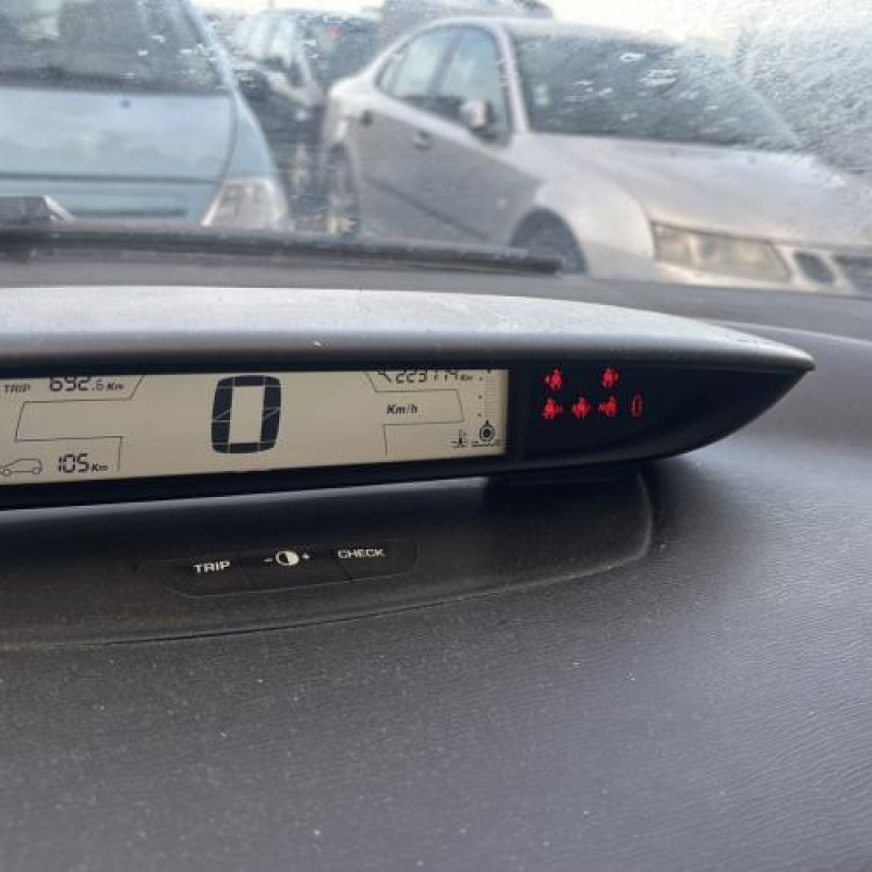 Interrupteur de leve vitre avant gauche CITROEN C4 1 Photo n°20