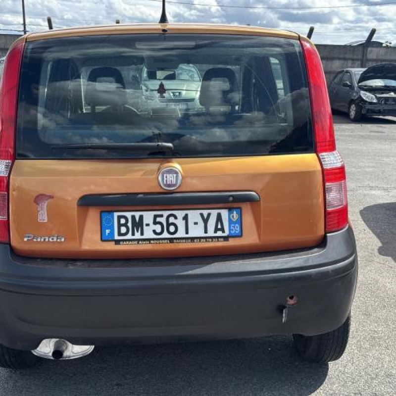 Renfort pare choc arriere (traverse) FIAT PANDA 2 Photo n°10