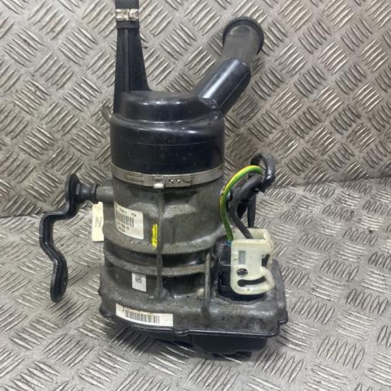 Pompe de direction CITROEN BERLINGO 2 Photo n°1