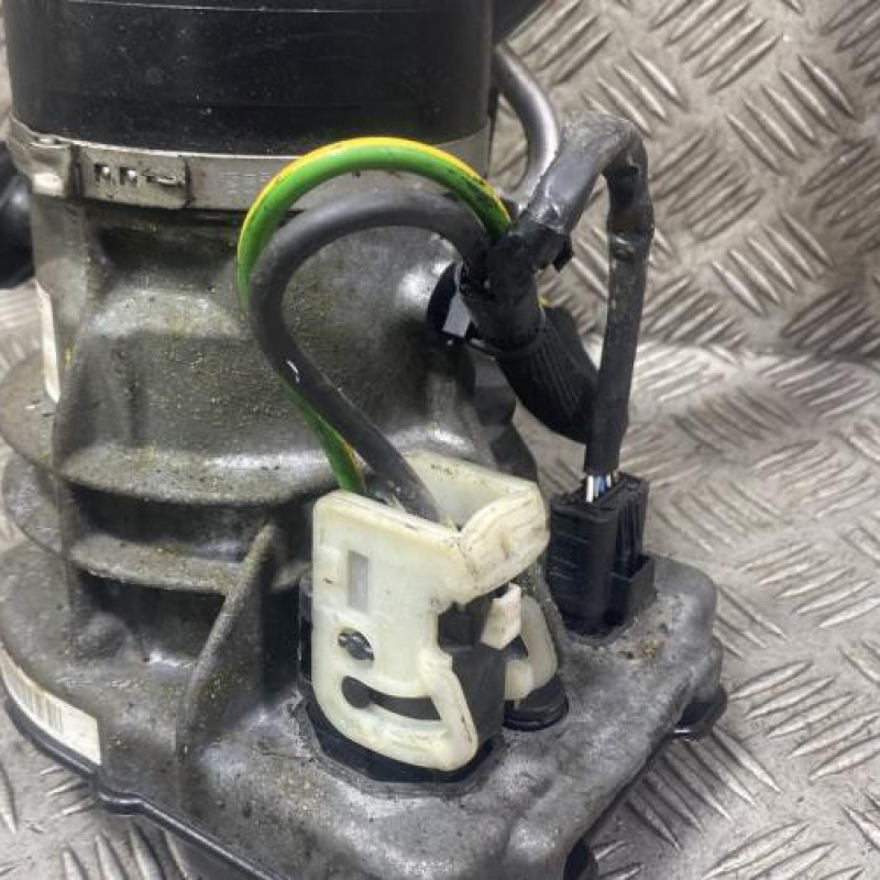 Pompe de direction CITROEN BERLINGO 2 Photo n°3