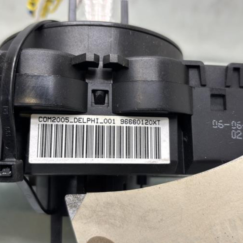 Com (Bloc Contacteur Tournant+Commodo Essuie Glace+Commodo Phare) CITROEN C2 Photo n°5