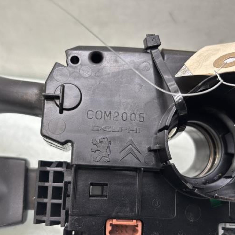 Com (Bloc Contacteur Tournant+Commodo Essuie Glace+Commodo Phare) CITROEN C2 Photo n°8