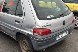 Serrure arriere droit PEUGEOT 106