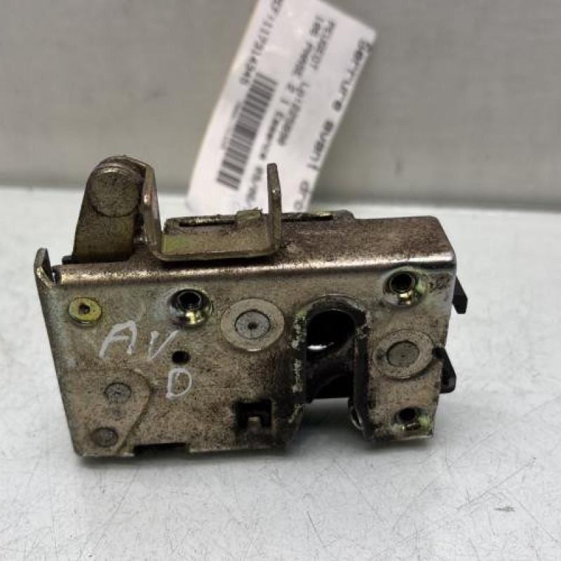 Serrure avant droit PEUGEOT 106 Photo n°1