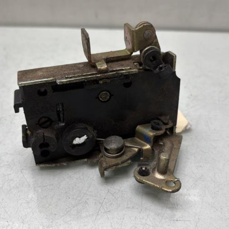 Serrure avant droit PEUGEOT 106 Photo n°2