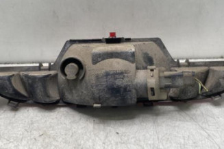 Anti brouillard arriere PEUGEOT 208 1