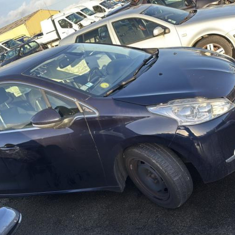 Interrupteur de leve vitre avant droit PEUGEOT 208 1 Photo n°10