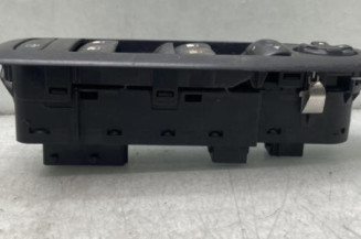 Interrupteur de leve vitre avant gauche PEUGEOT 208 1