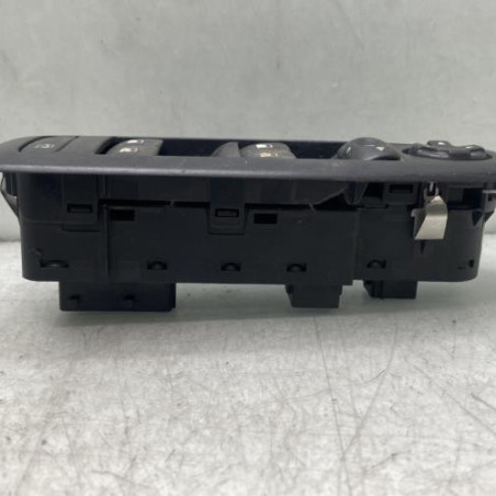 Interrupteur de leve vitre avant gauche PEUGEOT 208 1