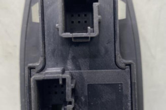 Interrupteur de leve vitre avant gauche PEUGEOT 208 1