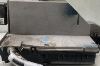 Serrure arriere gauche PEUGEOT 208 1