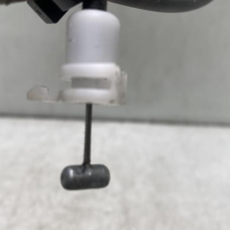 Serrure avant gauche PEUGEOT 208 1 Photo n°6