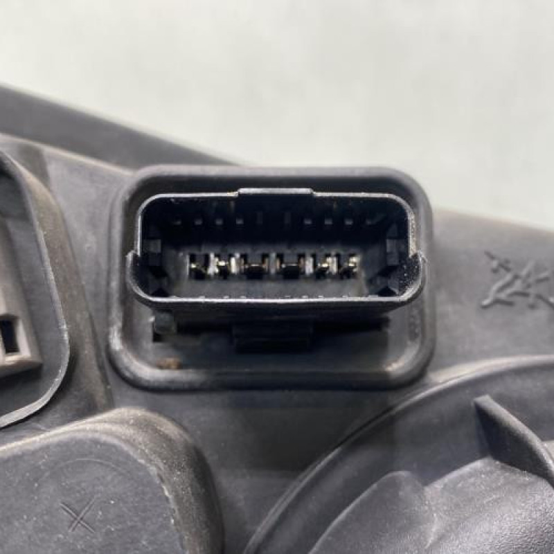 Optique avant principal gauche (feux)(phare) PEUGEOT 607 Photo n°6