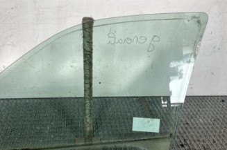 Vitre avant droit RENAULT CLIO 2