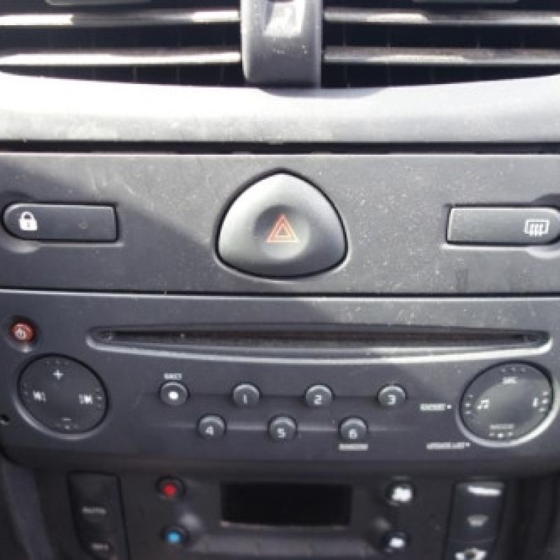 Vitre avant droit RENAULT CLIO 2 Photo n°11