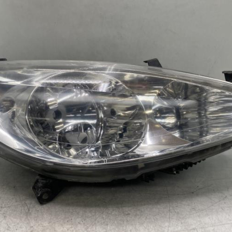 Optique avant principal droit (feux)(phare) PEUGEOT 307 Photo n°1