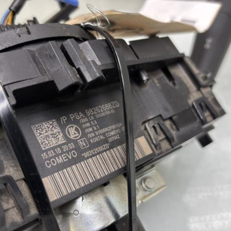 Com (Bloc Contacteur Tournant+Commodo Essuie Glace+Commodo Phare) PEUGEOT EXPERT 3 Photo n°5