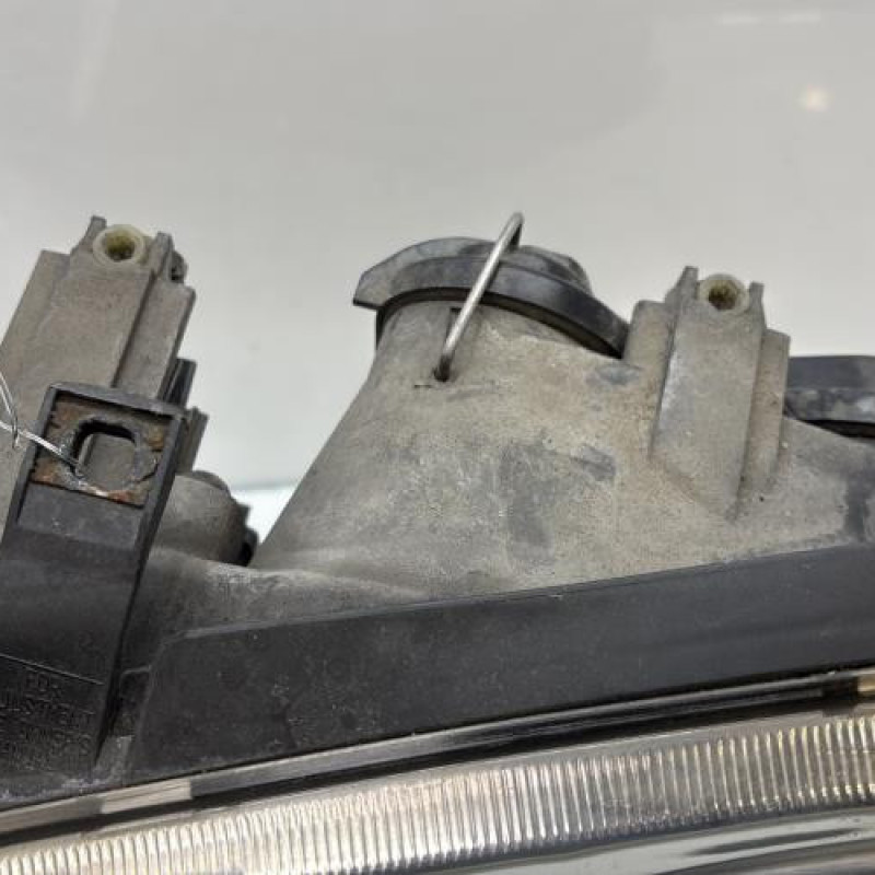 Optique avant principal gauche (feux)(phare) VOLKSWAGEN GOLF 4 Photo n°2