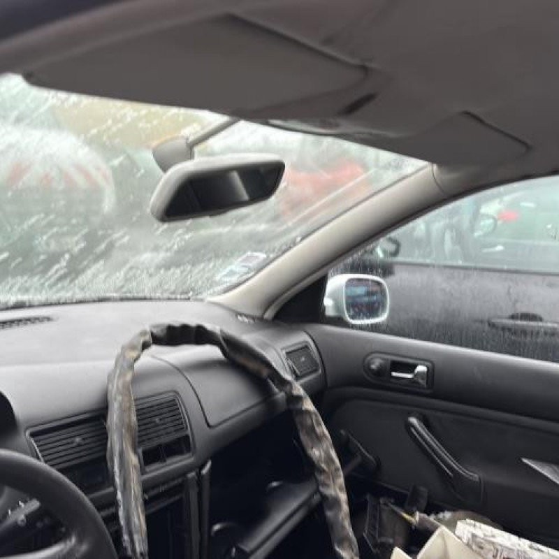 Porte avant gauche VOLKSWAGEN GOLF 4 Photo n°18