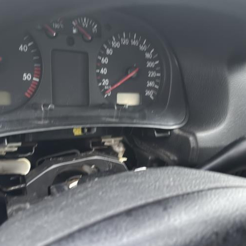 Porte avant gauche VOLKSWAGEN GOLF 4 Photo n°20