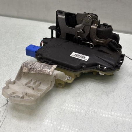 Serrure arriere droit VOLKSWAGEN POLO 4