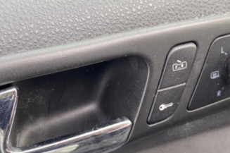 Serrure arriere droit VOLKSWAGEN POLO 4