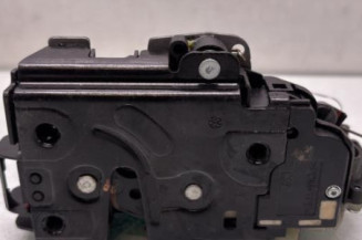 Serrure arriere gauche VOLKSWAGEN POLO 4 Photo n°1