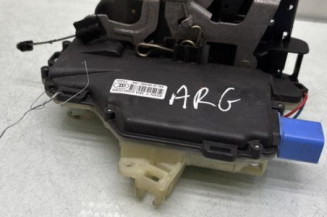 Serrure arriere gauche VOLKSWAGEN POLO 4