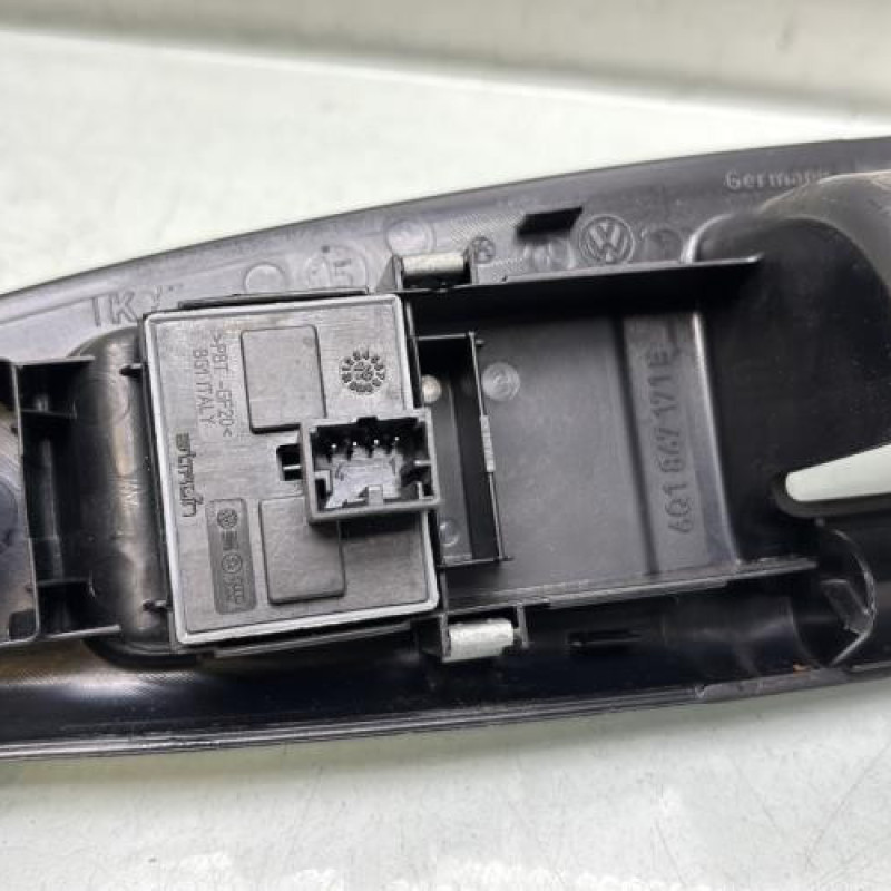 Interrupteur de leve vitre avant gauche VOLKSWAGEN POLO 4 Photo n°4