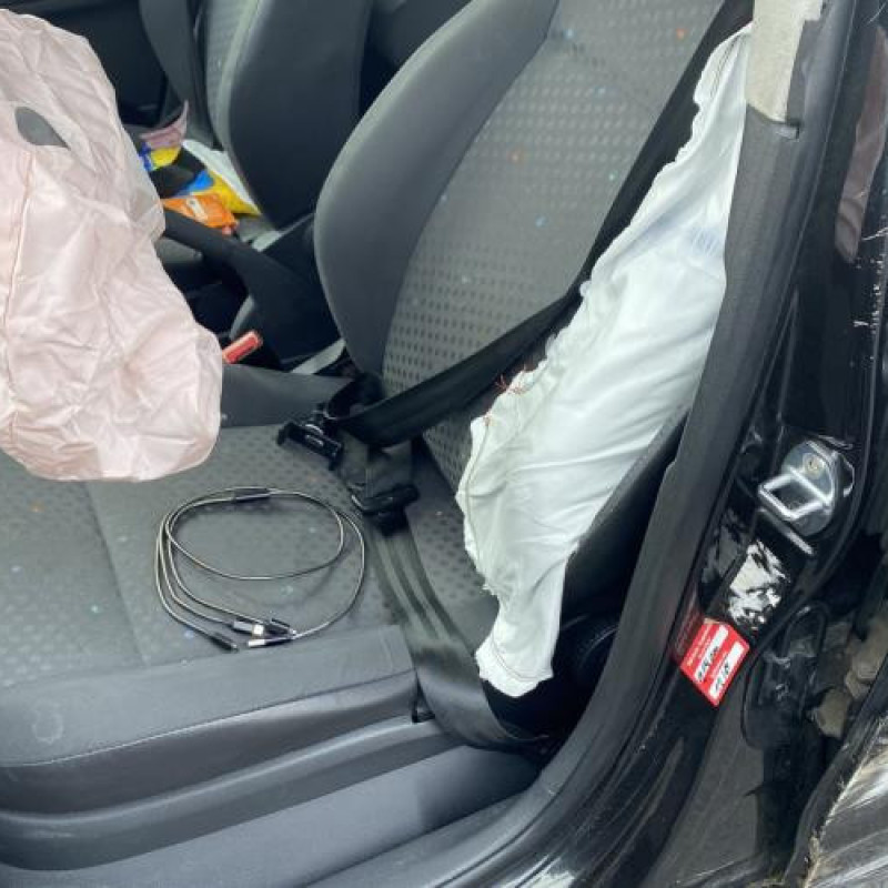 Interrupteur de leve vitre avant gauche VOLKSWAGEN POLO 4 Photo n°16