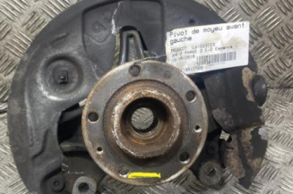 Pivot de moyeu avant gauche PEUGEOT 308 2 Photo n°1