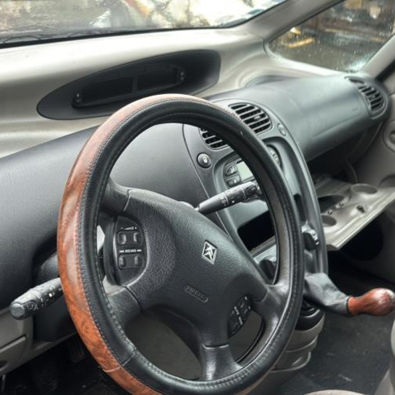 Feu arriere principal droit (feux) CITROEN XSARA PICASSO Photo n°14