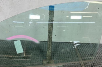 Vitre avant gauche PEUGEOT 207 Photo n°1