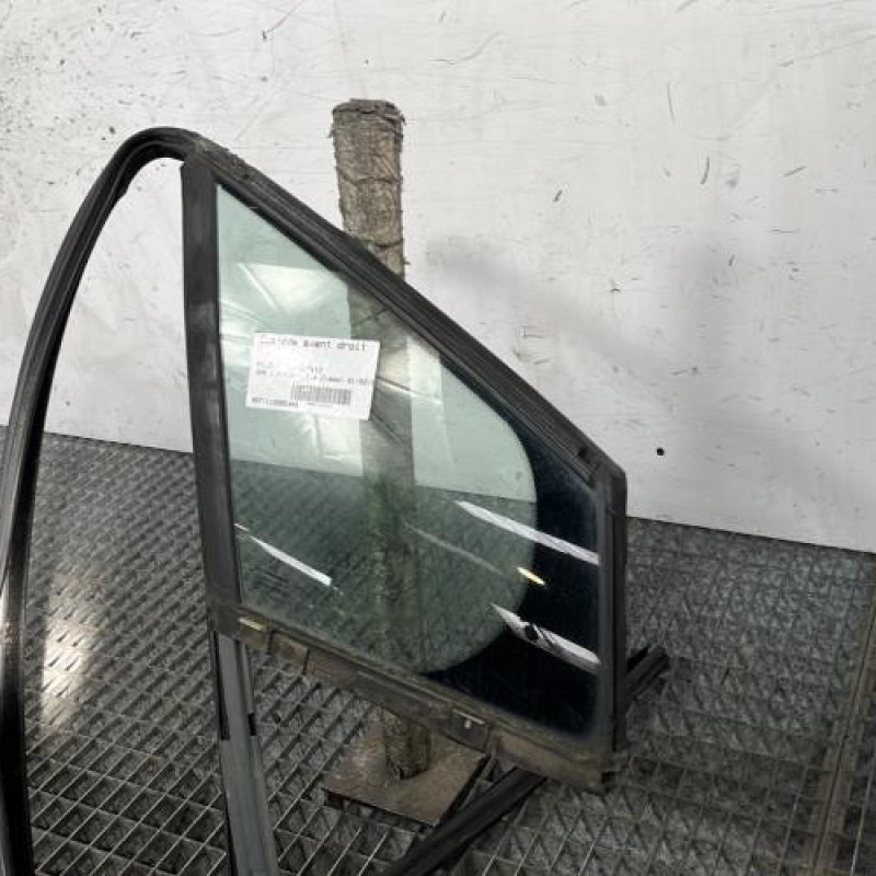 Custode avant droit (porte) PEUGEOT 308 1 Photo n°2