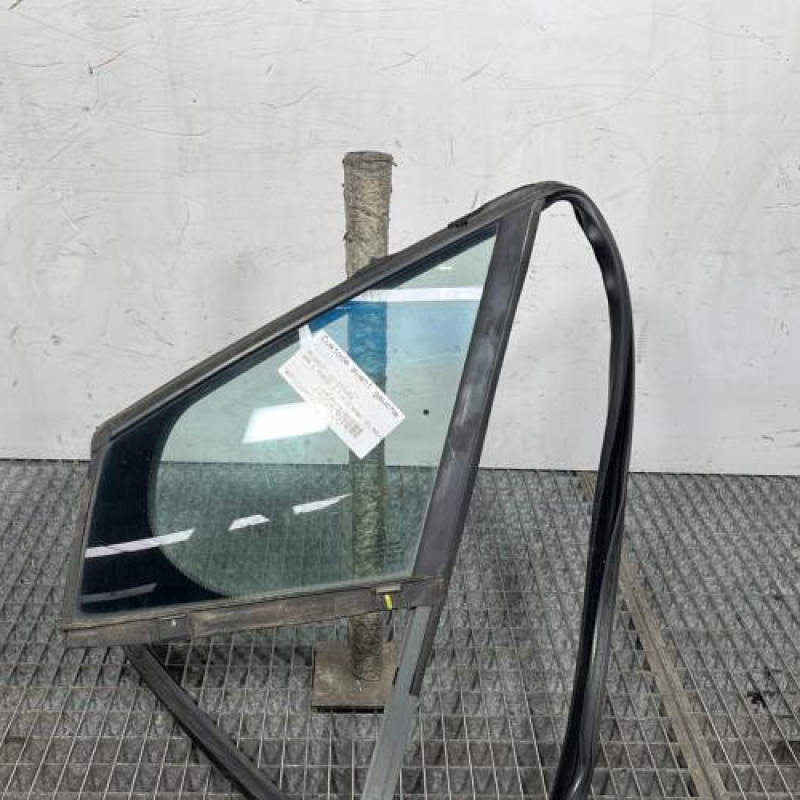 Custode avant gauche (porte) PEUGEOT 308 1 Photo n°1