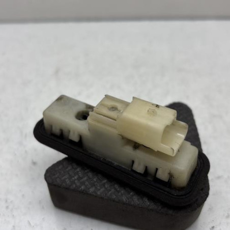 Bouton de coffre PEUGEOT 308 1