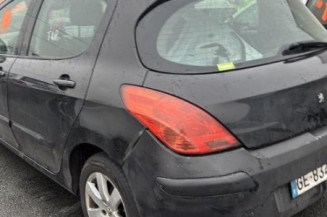 Bouton de coffre PEUGEOT 308 1