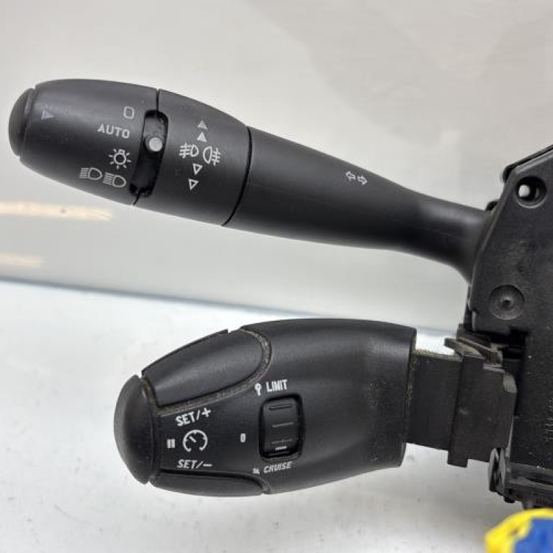 Com (Bloc Contacteur Tournant+Commodo Essuie Glace+Commodo Phare) PEUGEOT 308 1 Photo n°5