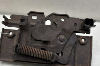 Fermeture de capot FORD FIESTA 6