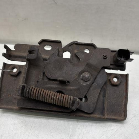 Fermeture de capot FORD FIESTA 6