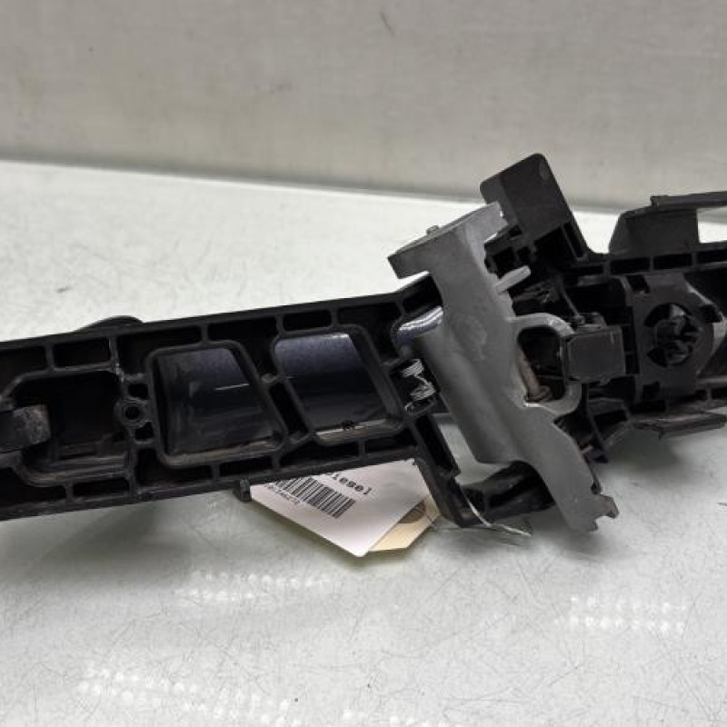 Poignee porte avant droit FORD FIESTA 6 Photo n°3