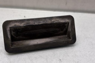 Bouton de coffre FORD FIESTA 6 Photo n°1